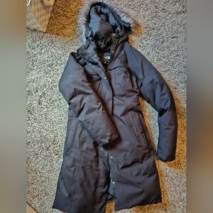 Women's long North Face parka, black, size S